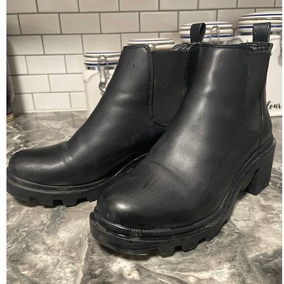 Steve Madden Black Heeled Boots - Picture 1 of 8